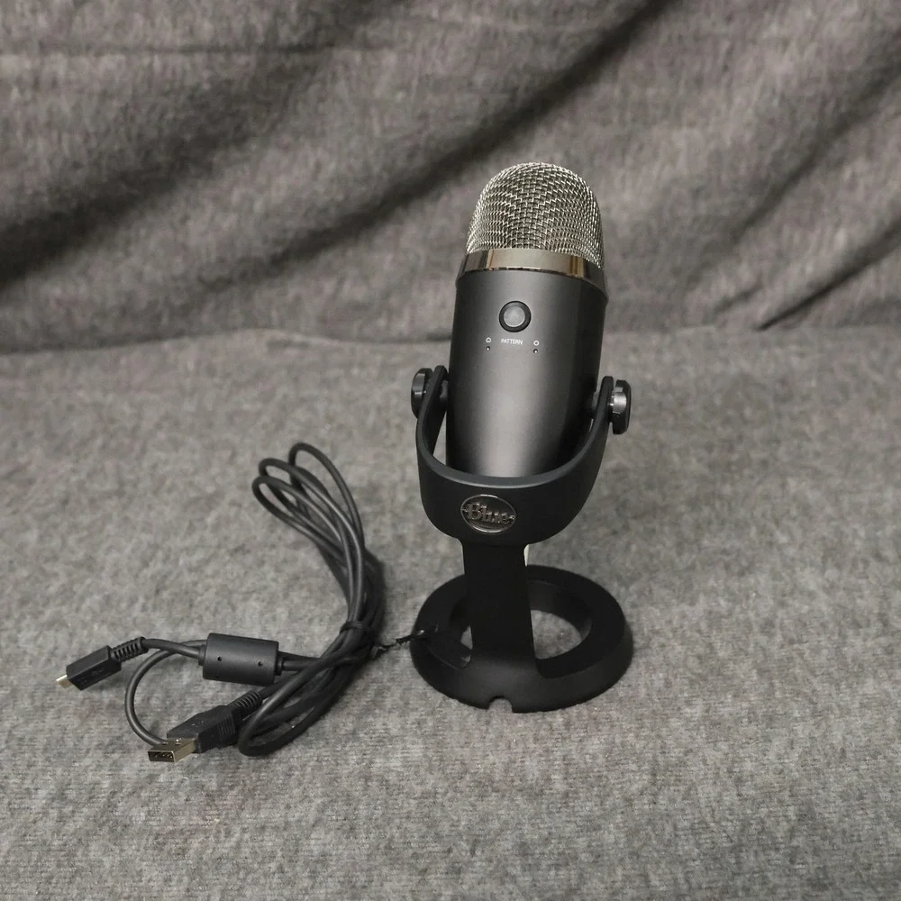 Blue Yeti Nano USB Condenser Desktop Microphone Black USB-C Cable Streaming
